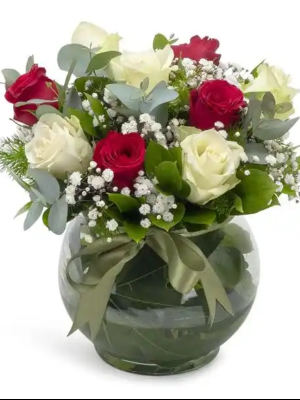  Erzincan Çiçek Siparişi - Akvaryum Vazoda 4 Kırmızı 5 Beyaz Gül