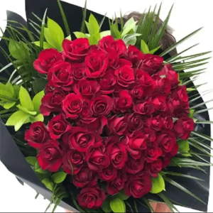  Erzincan Çiçekçiler - Premium 50 Kırmızı Gül Buketi 